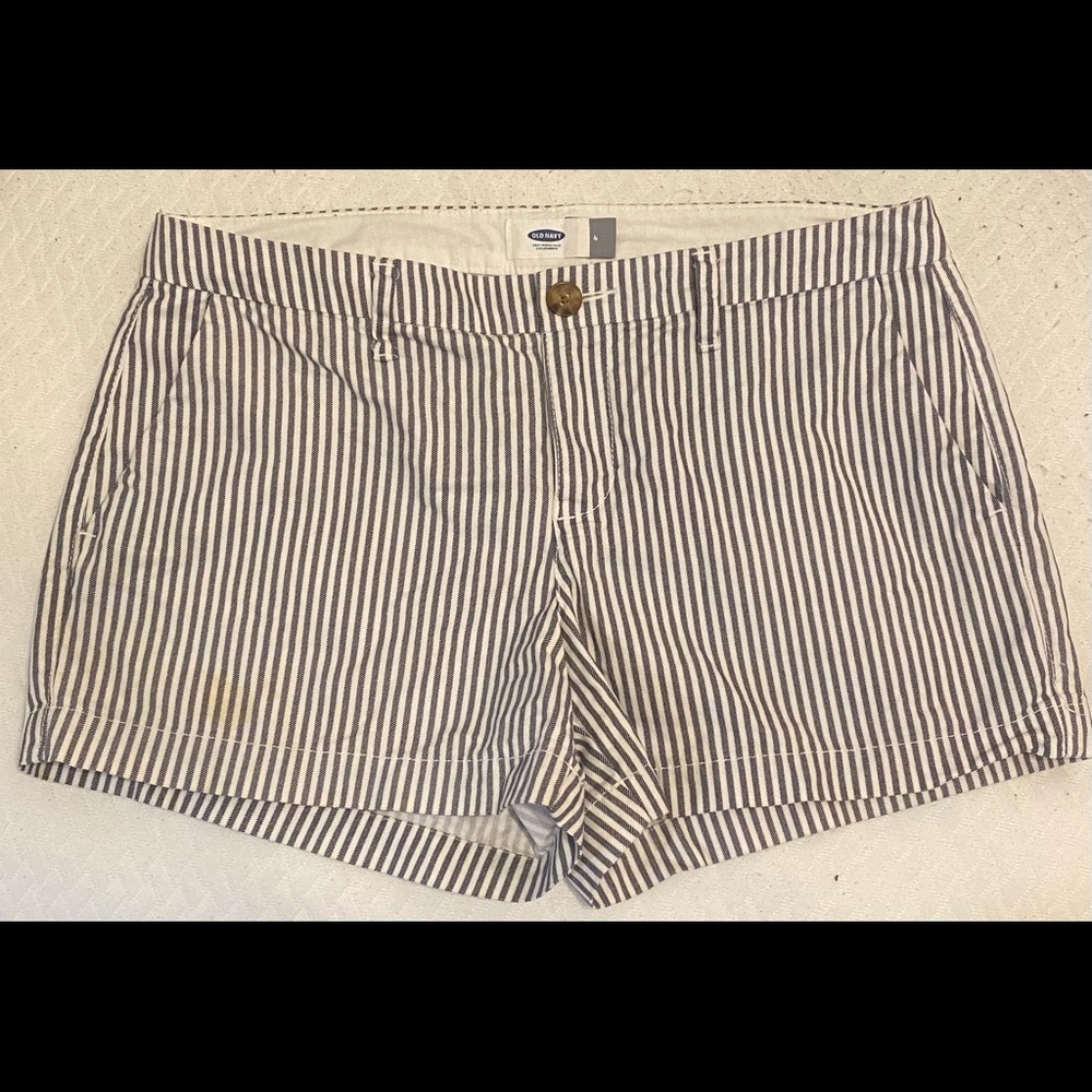 Old Navy Striped Shorts 4